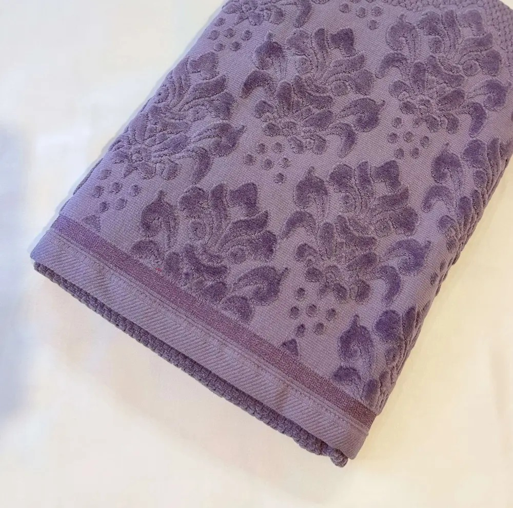 حوله حمام فاضل مدل گلریز سایز 160x100 سانتی متر