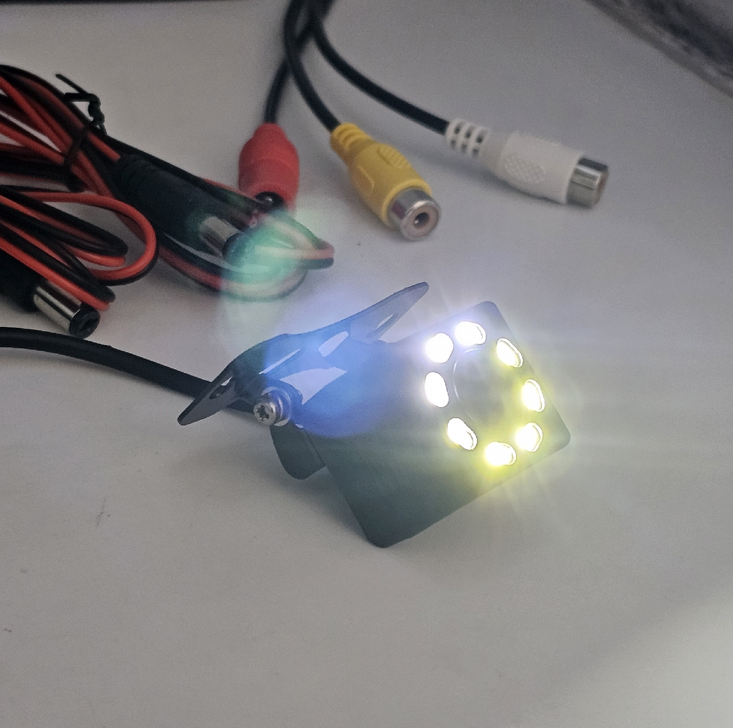 آینه مانیتوردار خودرو ماک مدل M5-8LED به همراه دوربین دنده عقب