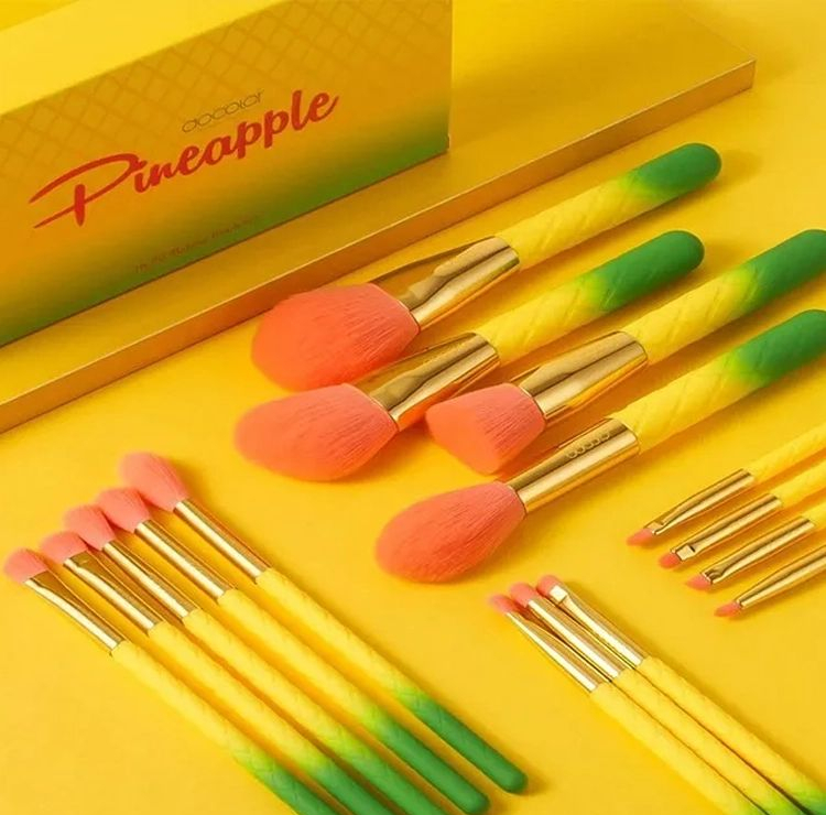 ست برس آرایشی دو کالر مدل PineappleDP16 مجموعه 16 عددی