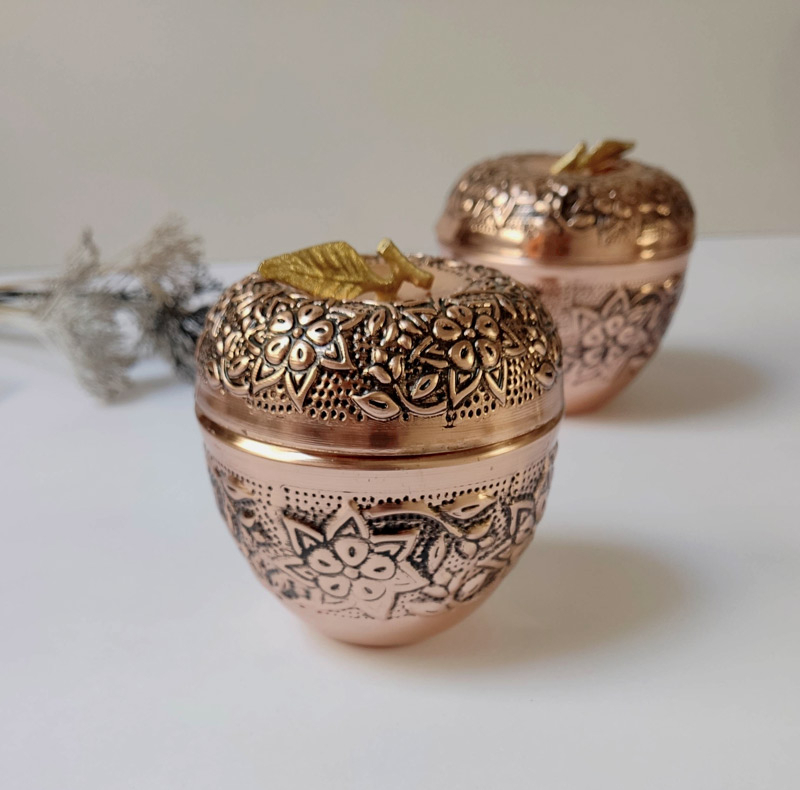 قندان مسی مدل سیب قلم زنی کد ZH432.1