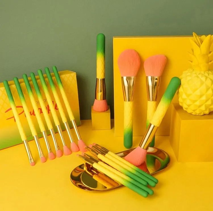 ست برس آرایشی دو کالر مدل PineappleDP16 مجموعه 16 عددی
