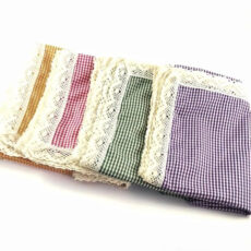 رومیزی مدل چهار خانه طرح آزاد سرا  سایز 150x100 سانتی‌متر