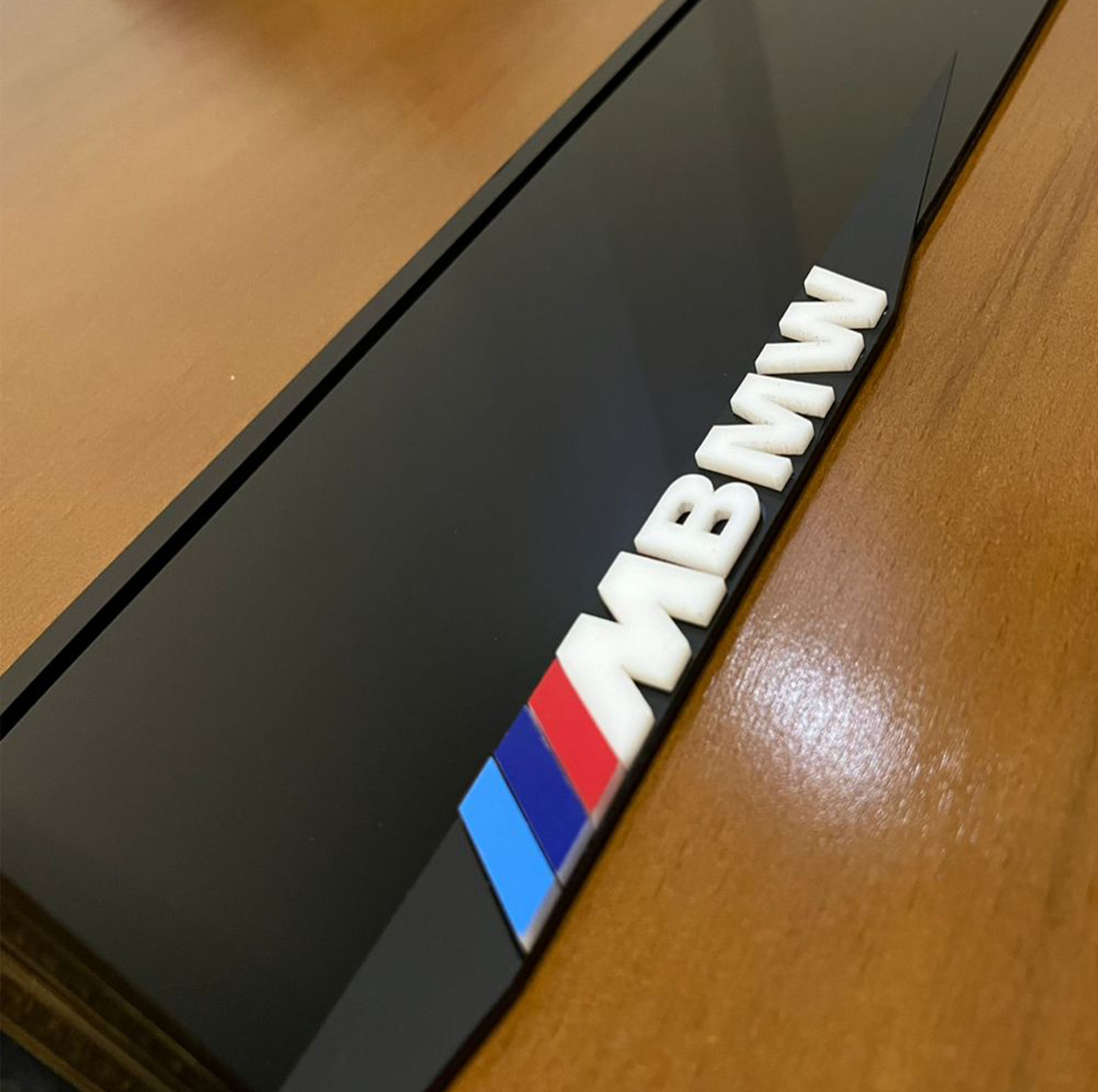 قاب پلاک خودرو مدل POWER مناسب برای bmw x4