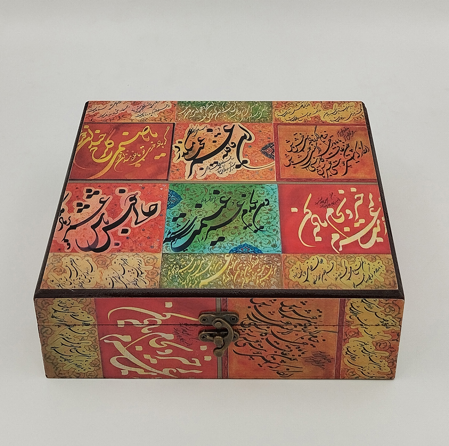 زعفران کادویی عاقله - 5 گرم به همراه هل - 40 گرم