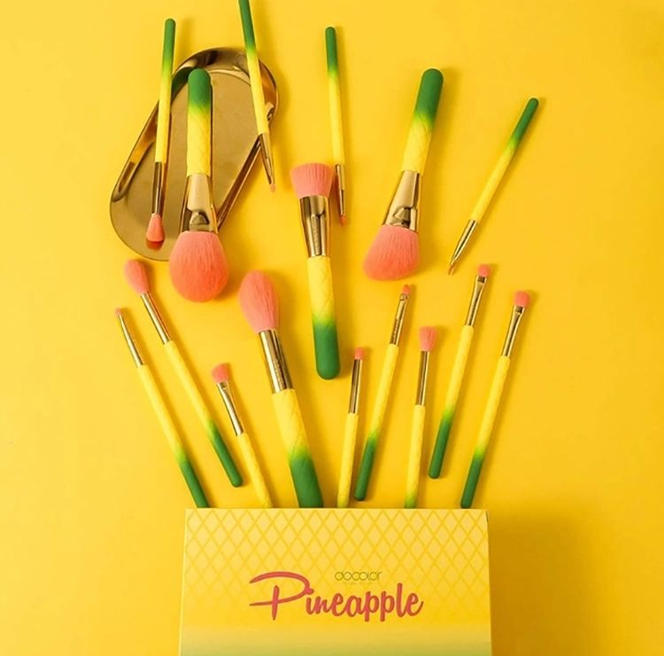 ست برس آرایشی دو کالر مدل PineappleDP16 مجموعه 16 عددی