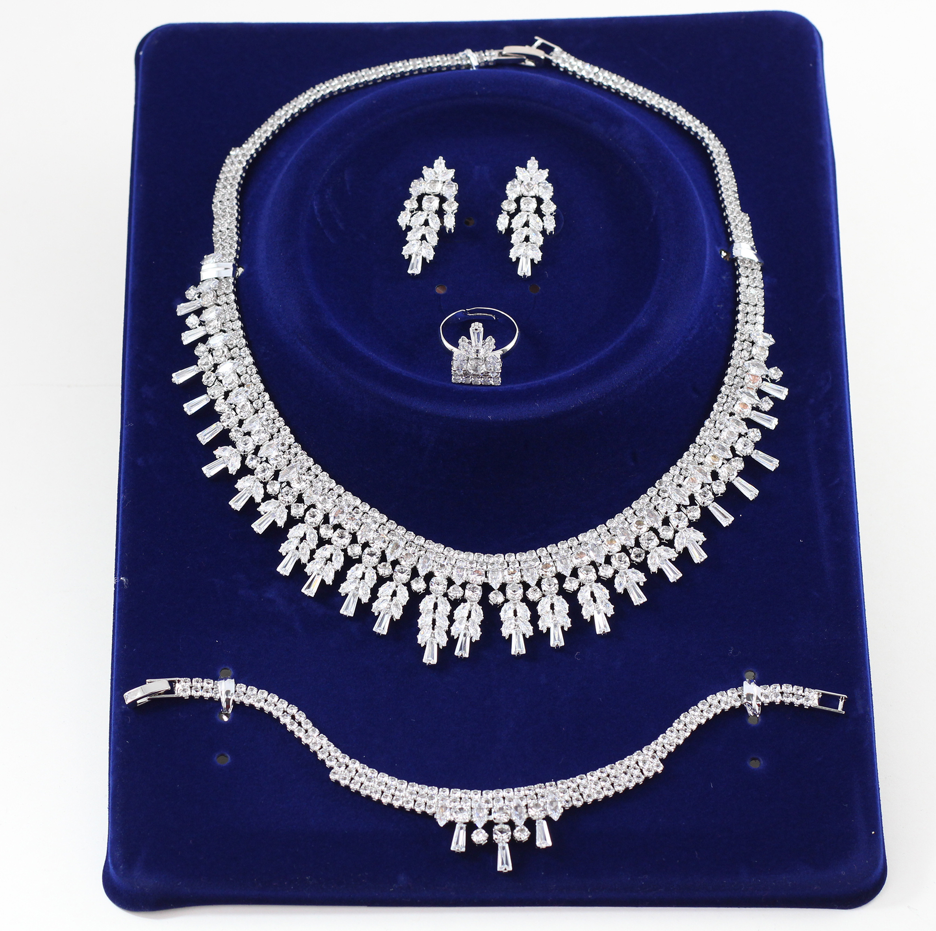 ست زنانه مدل عروس کد as230