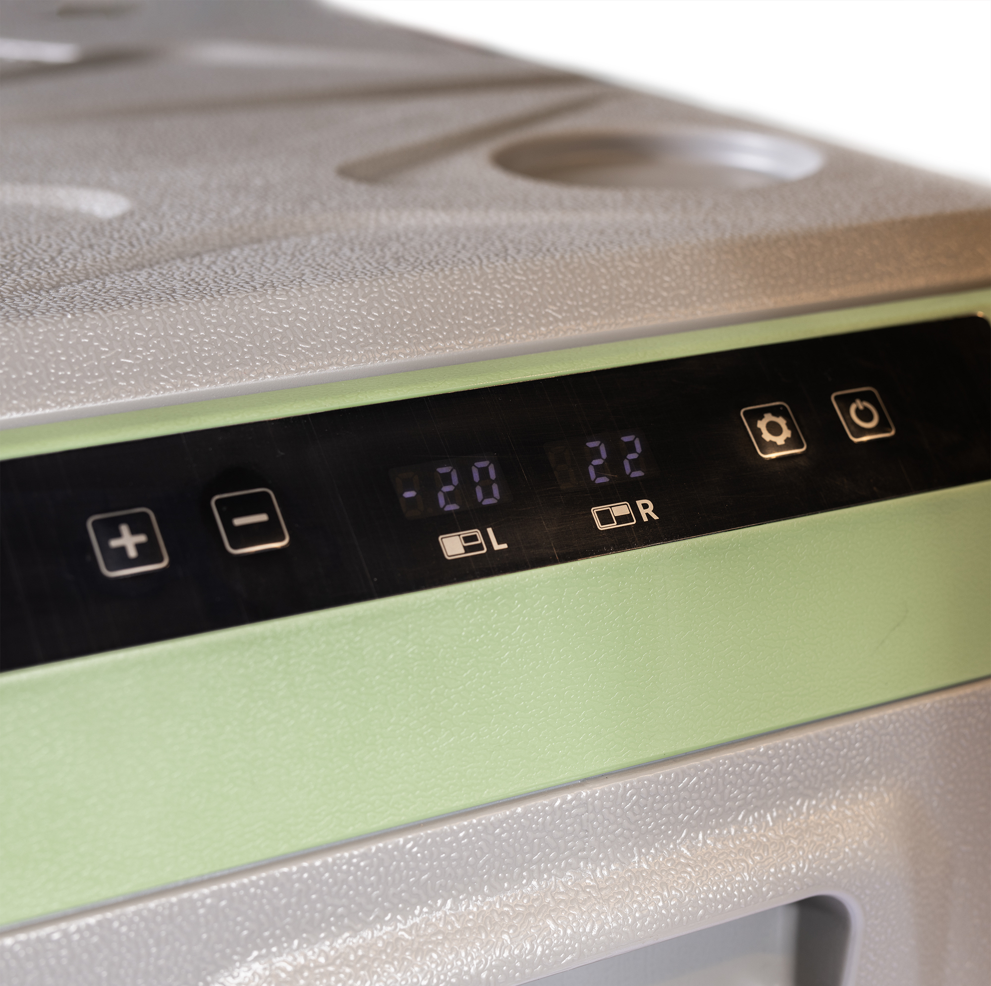 یخچال قابل حمل خودرو الپی‌کول مدل XD-45 ظرفیت 45 لیتر