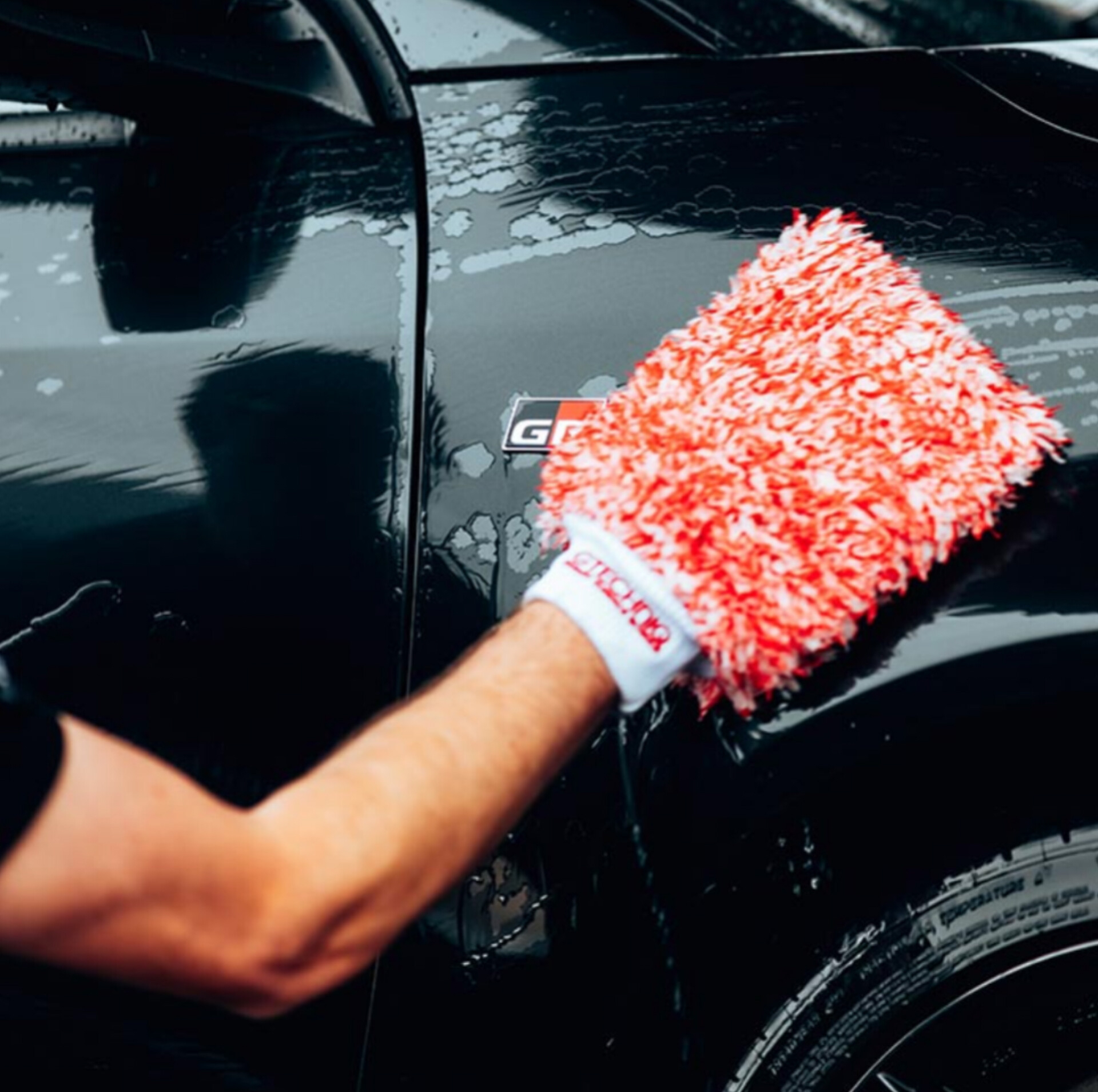 دستکش شستشوی خودرو کارزِن مدل CarWash Glove