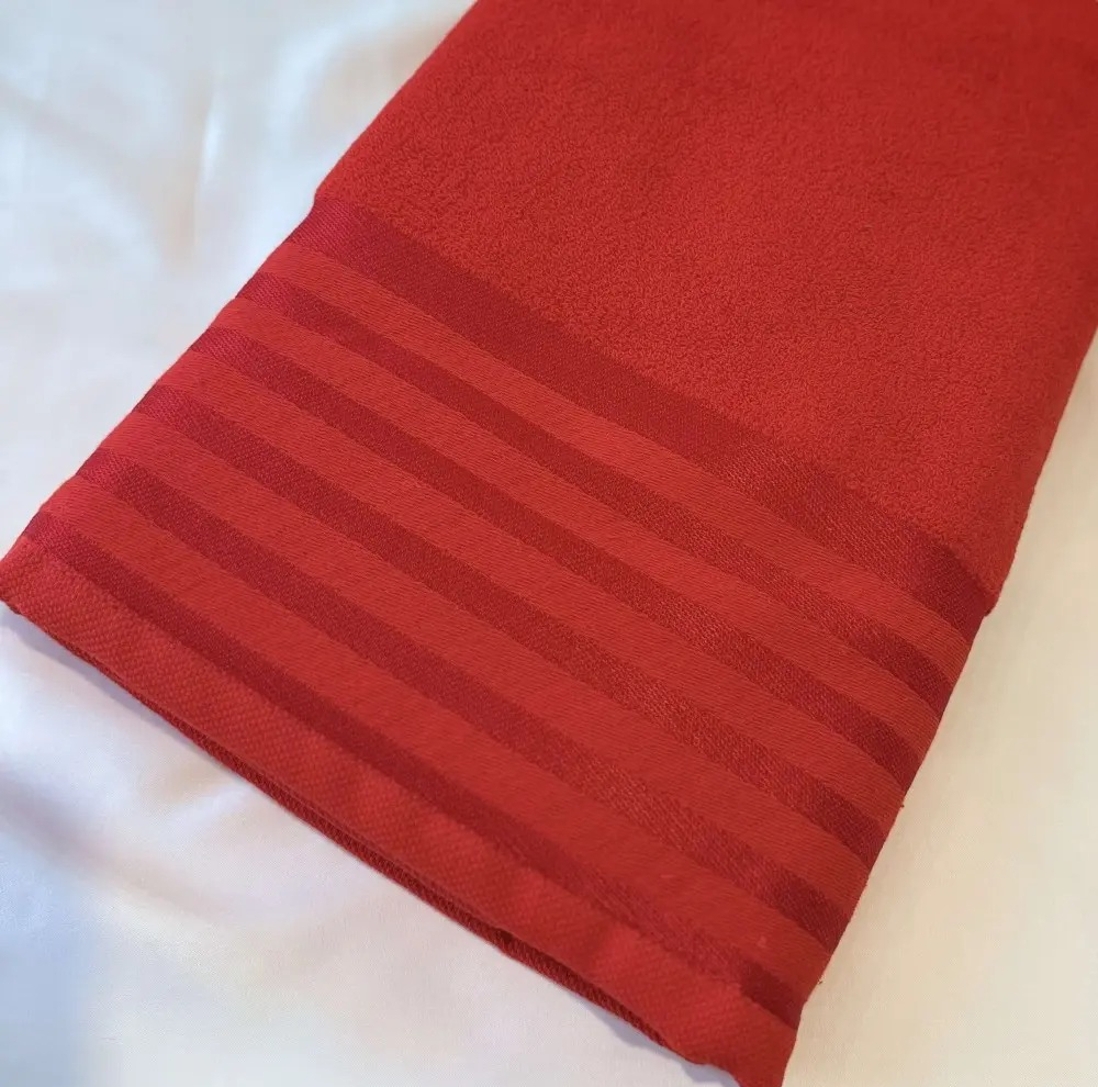 حوله حمام فاضل مدل P05 سایز 100x160 سانتی متر
