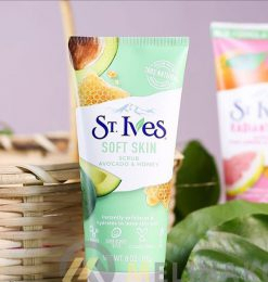 اسکراب لایه بردار پوست اس تی.ایوز (ST.Ives) مدل عصاره آووکادو و عسل وزن 170 گرم