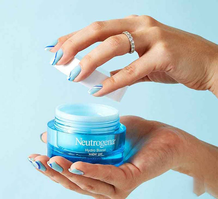 واتر ژل آبرسان نوتروژینا (Neutrogena) مخصوص پوست نرمال و مختلط