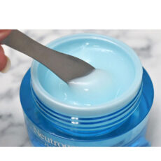 ژل کرم آبرسان نوتروژینا (Neutrogena) مخصوص پوست خشک