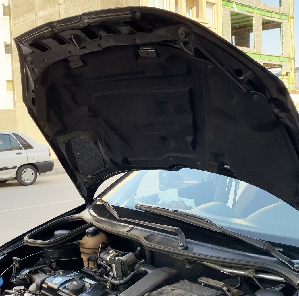 عایق کاپوت خودرو بابل کارپت مدل نمدی مناسب برای 206 صندوقدار