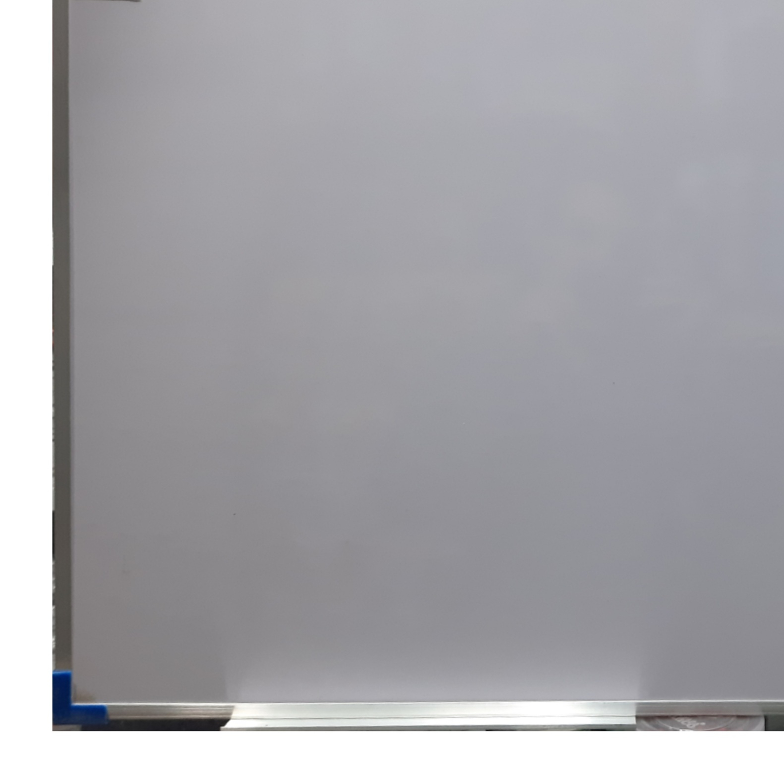 تخته وایت برد آفرین کد f101 سایز 100×60 سانتی متر