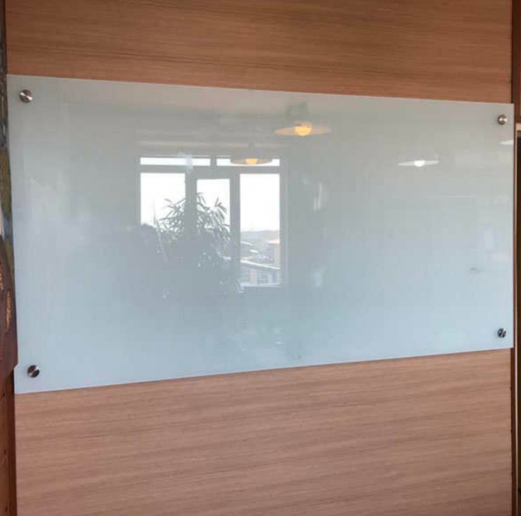 تخته وایت برد شیشه ای مدل G030 سایز 120×90 سانتی متر