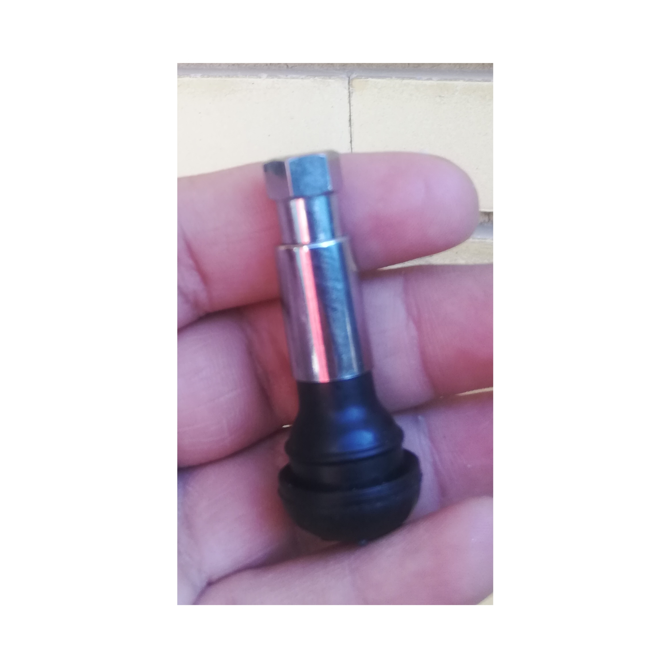 والف لاستیک خودرو مدل tr414c germany بسته 50 عددی