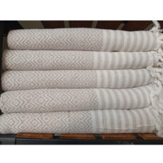 شال مبل مدل منگوله دار ترک طرح لوزی سایز 220*170 سانتی متر