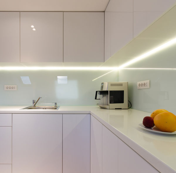 چراغ ای ال سی مدل زیر کابینتی  LED-T5 بسته 8 عددی