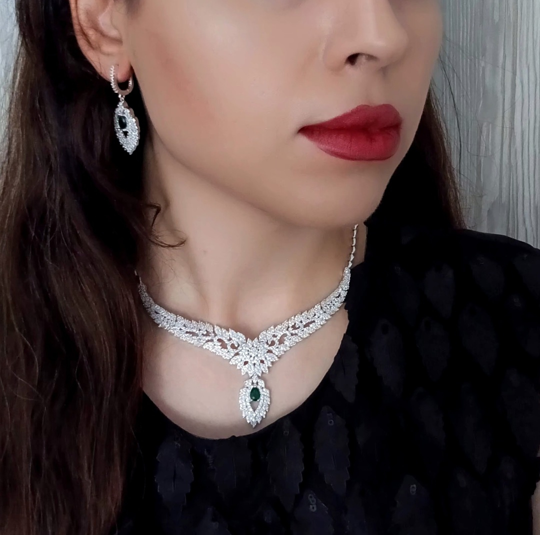 نیم ست زنانه طرح جواهر مجلسی نگین دار