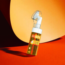 فوم شست‌وشوی صورت نوآکنه مدل Turmeric مناسب برای پوست چرب حجم 150 میلی‌لیتر