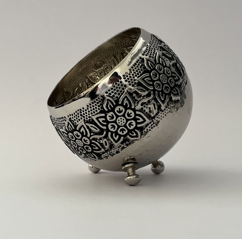 کاسه مسی مدل گوی سه پایه کد ZH245.6