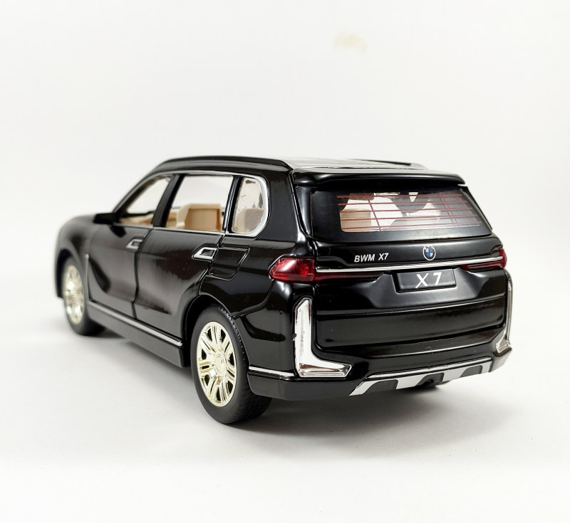 ماشین بازی مدل BMW X7 کد 77