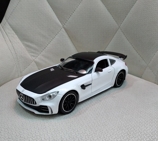 ماکت ماشین چه ژی مدل ماکت ماشین چه ژی مدل بنز amg کد 24062