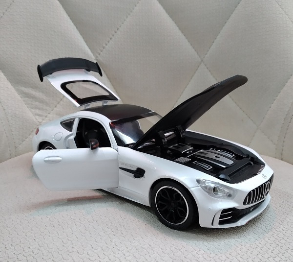 ماکت ماشین چه ژی مدل ماکت ماشین چه ژی مدل بنز amg کد 24062