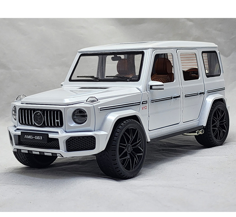 ماشین بازی مدل فلزی بنز جی کلاس کد GCLASS-118