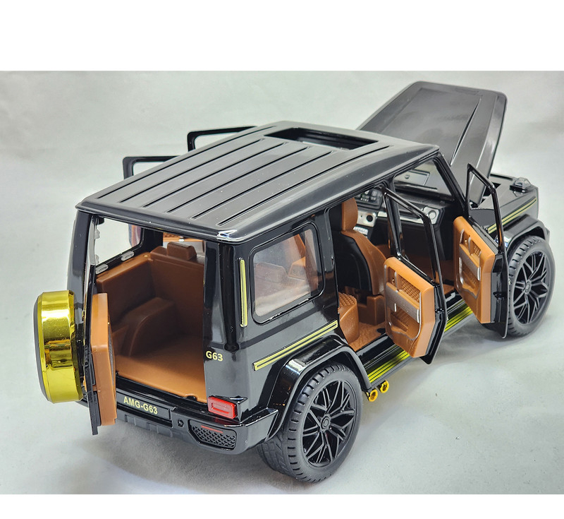 ماشین بازی مدل فلزی بنز جی کلاس کد GCLASS-118
