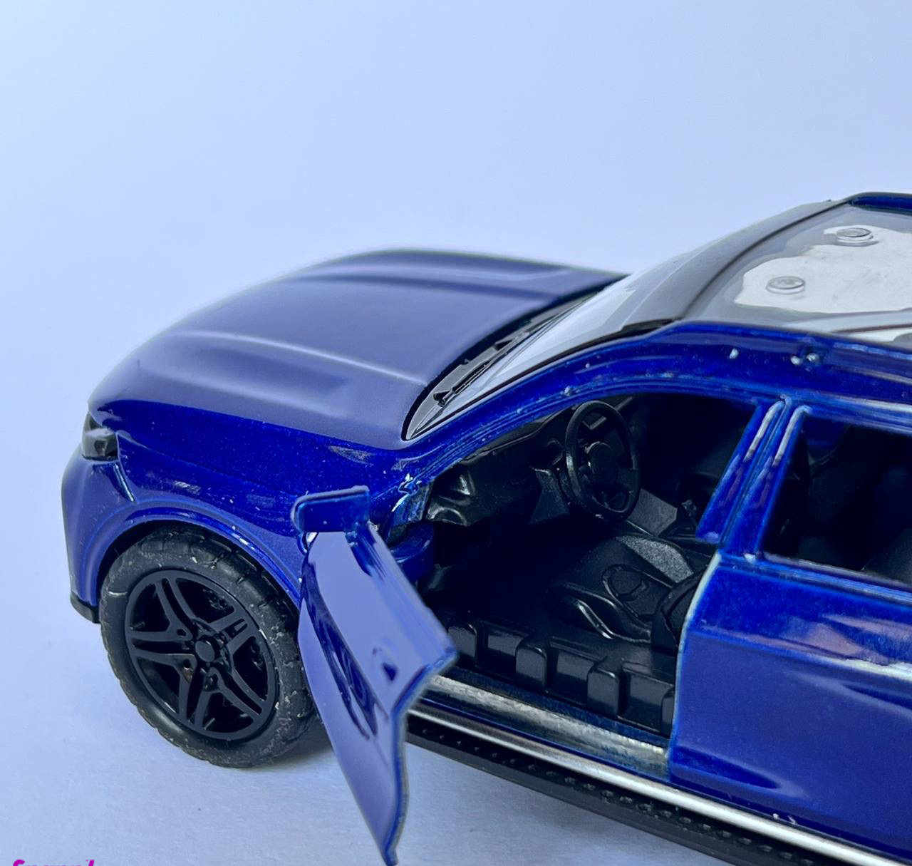 ماشین بازی مدل X7-BMW