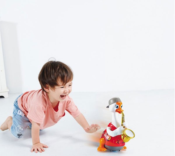 بازی آموزشی غاز ساکسیفون زن موزیکال هولا کد b6111 رنگ قرمز