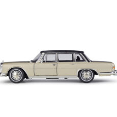 ماکت ماشین ولی مدل 1963 Mercedes Benz 600
