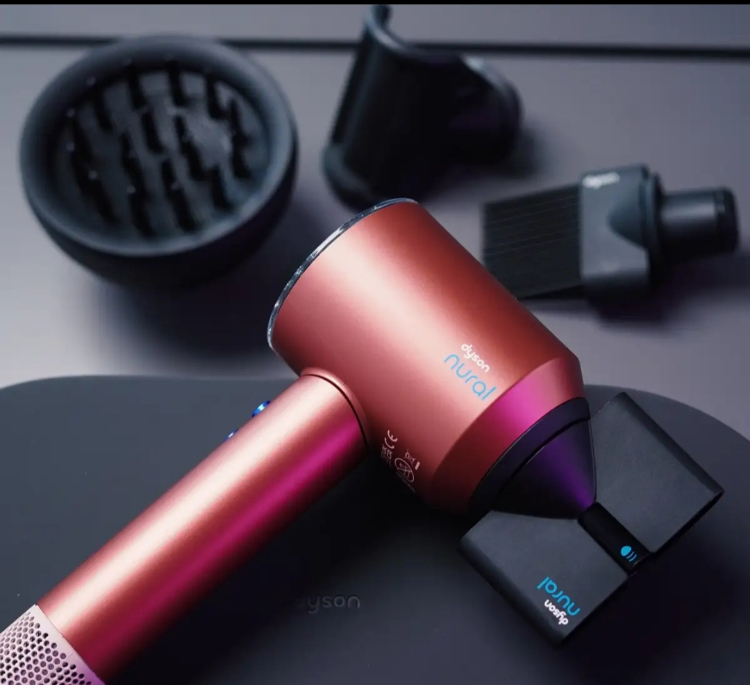 سشوار حرفه ای دایسون مدل Supersonic HD08