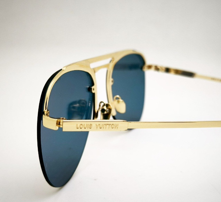 عینک آفتابی زنانه طرح Louis Vuitton کد Z930U