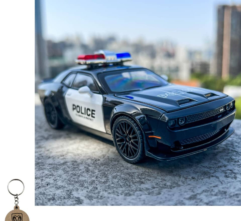 ماکت ماشین ناب سل مدل دوج چلنجر هلکت پلیس فلزی همراه با جاسوییچی Dodge Challenger SRT Police