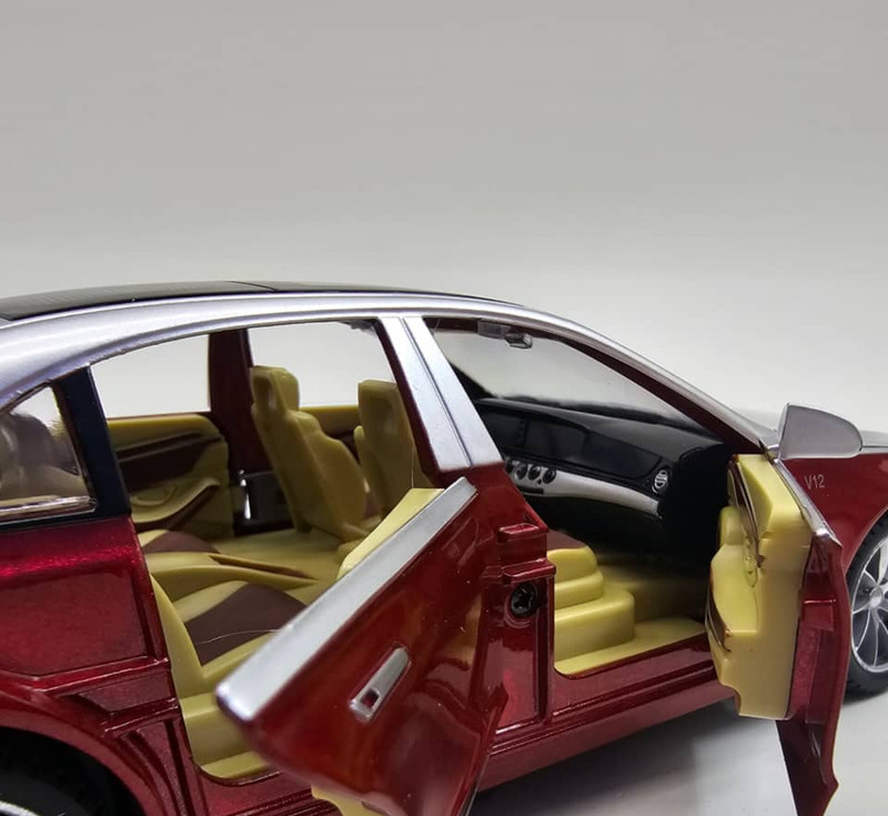 ماشین بازی کنترلی ناب سل مدل بنز میباخ دودزا شارژی فلزی چراغدار موزیکال MERCEDES BENZ MAYBACH
