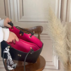 کیف رودوشی زنانه طرح میومیو مدل مائده