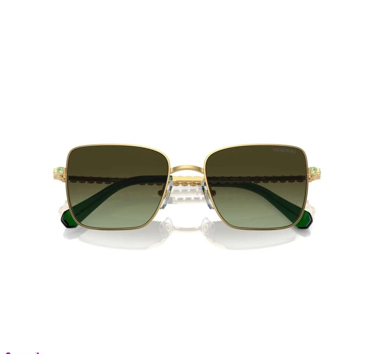 عینک آفتابی سواروسکی مدل Swarovski SK7015S