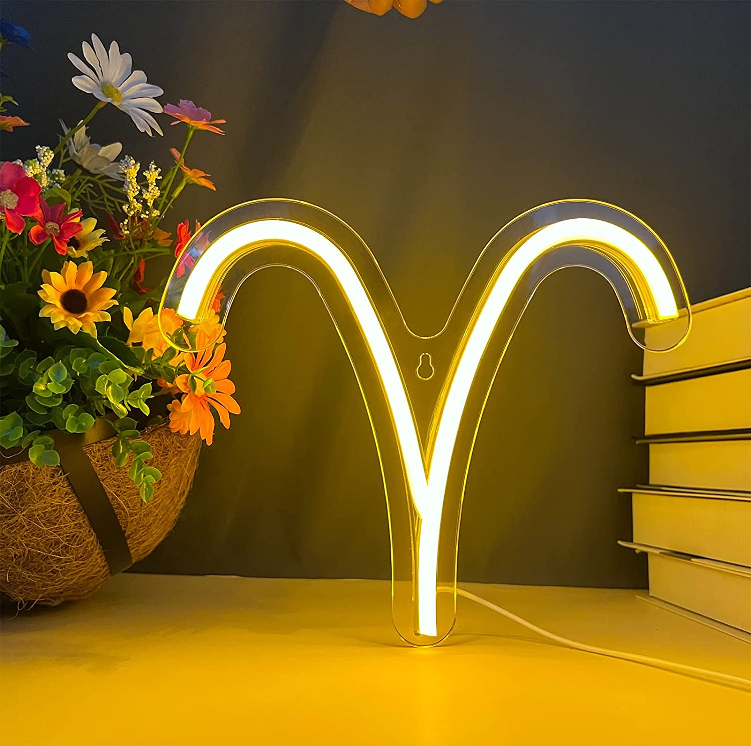 چراغ دیواری مدل نئون NEON-ARIES