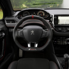 فرمان  مدل 208GTI مناسب برای پژو 207
