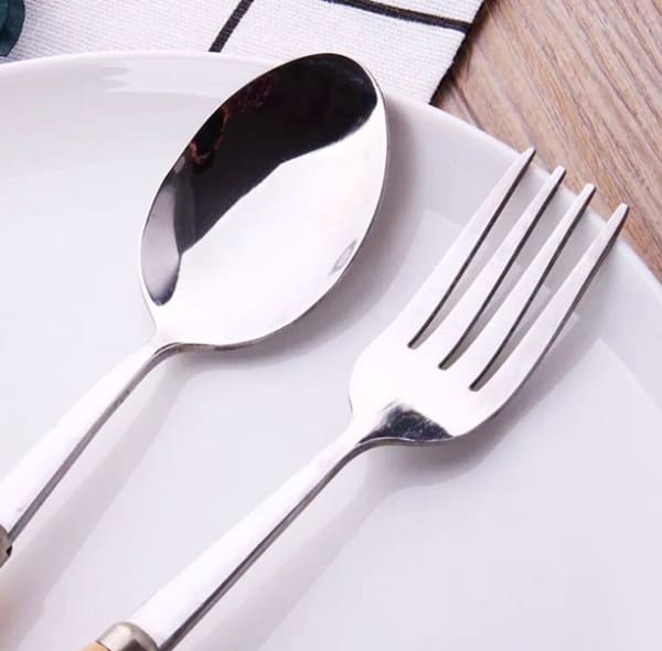 سرویس قاشق و چنگال 12 پارچه مدل دسته چوبی