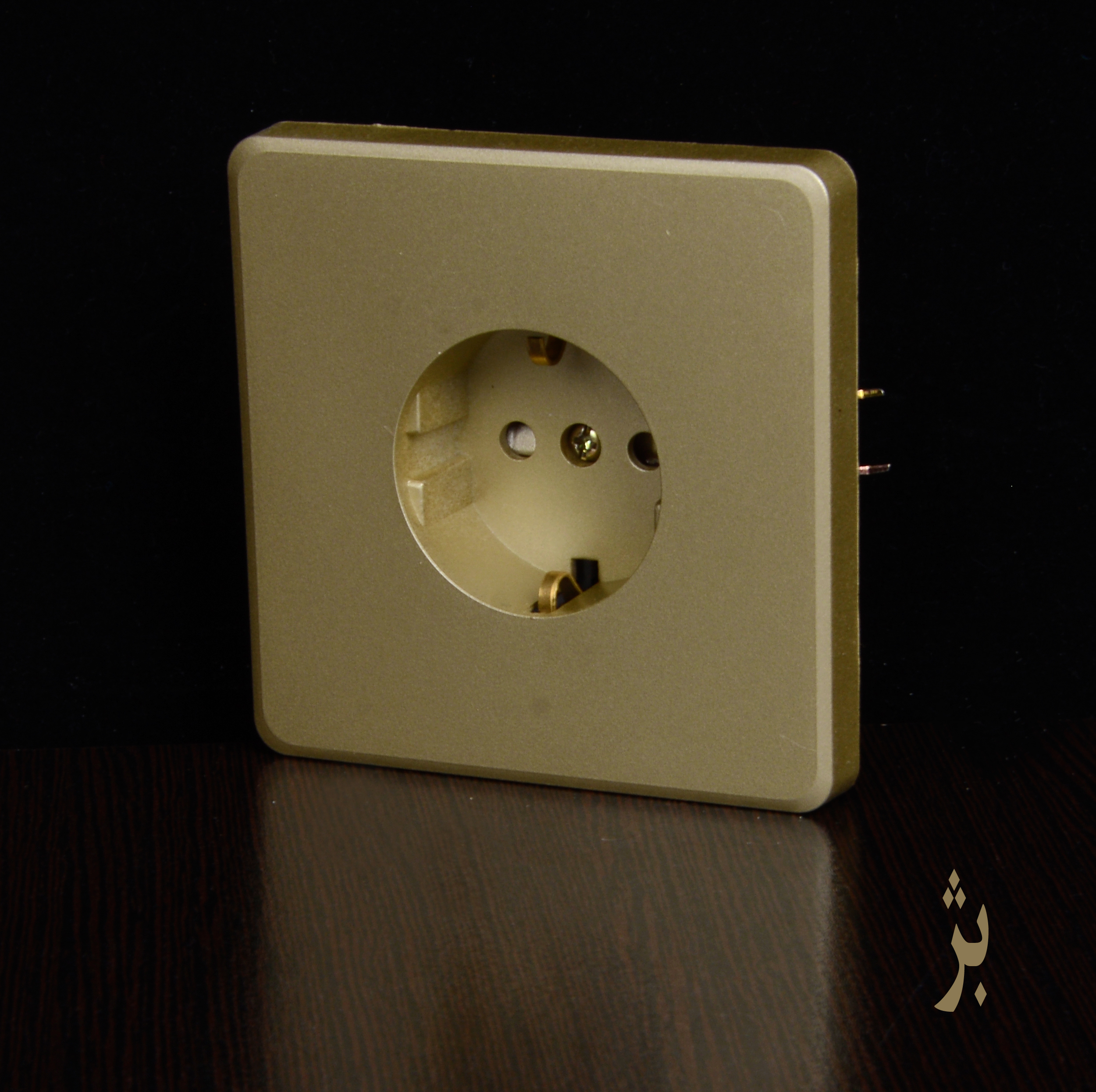 پریز برق ارت دار خیام الکتریک مدل لوکس کد KH876