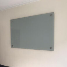 تخته وایت برد شیشه‌ ای عکسنگ مدل CG12081 سایز 120x81 سانتی متر