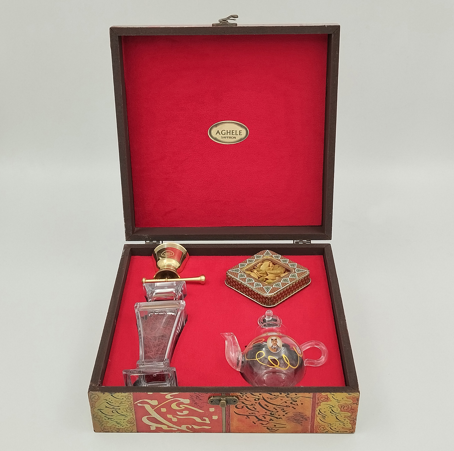 زعفران کادویی عاقله - 5 گرم به همراه هل - 40 گرم