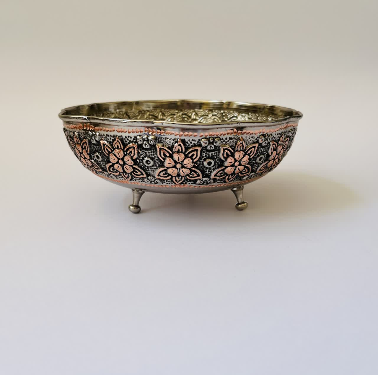 آجیل خوری مسی مدل قلم زنی کد ZH444.3