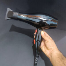 سشوار حرفه ای 9000 وات مکس پرو مدل MAX 8889