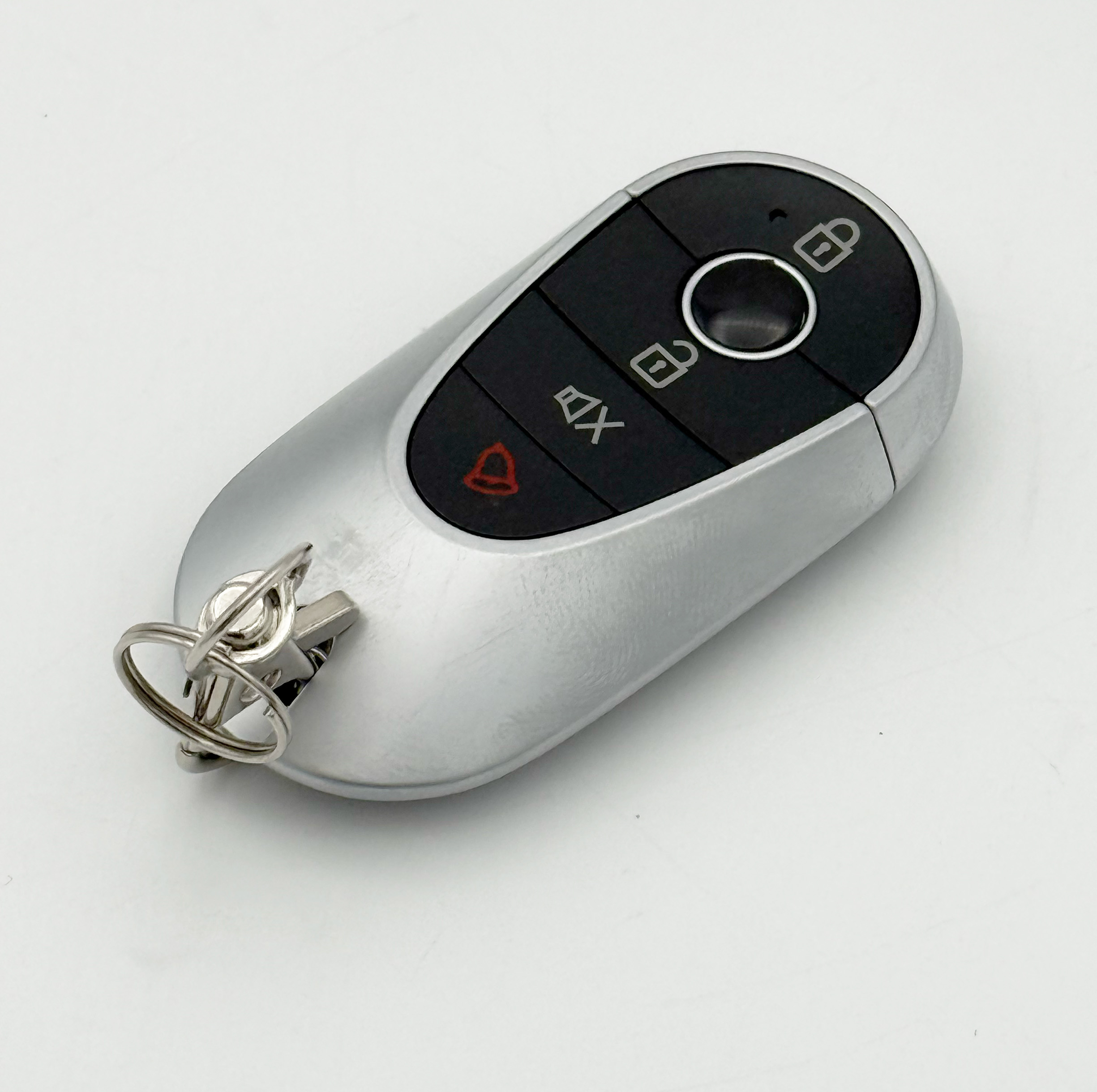 ریموت بلوتوثی دربازکن ژیلو مدل LUX_BNZ433