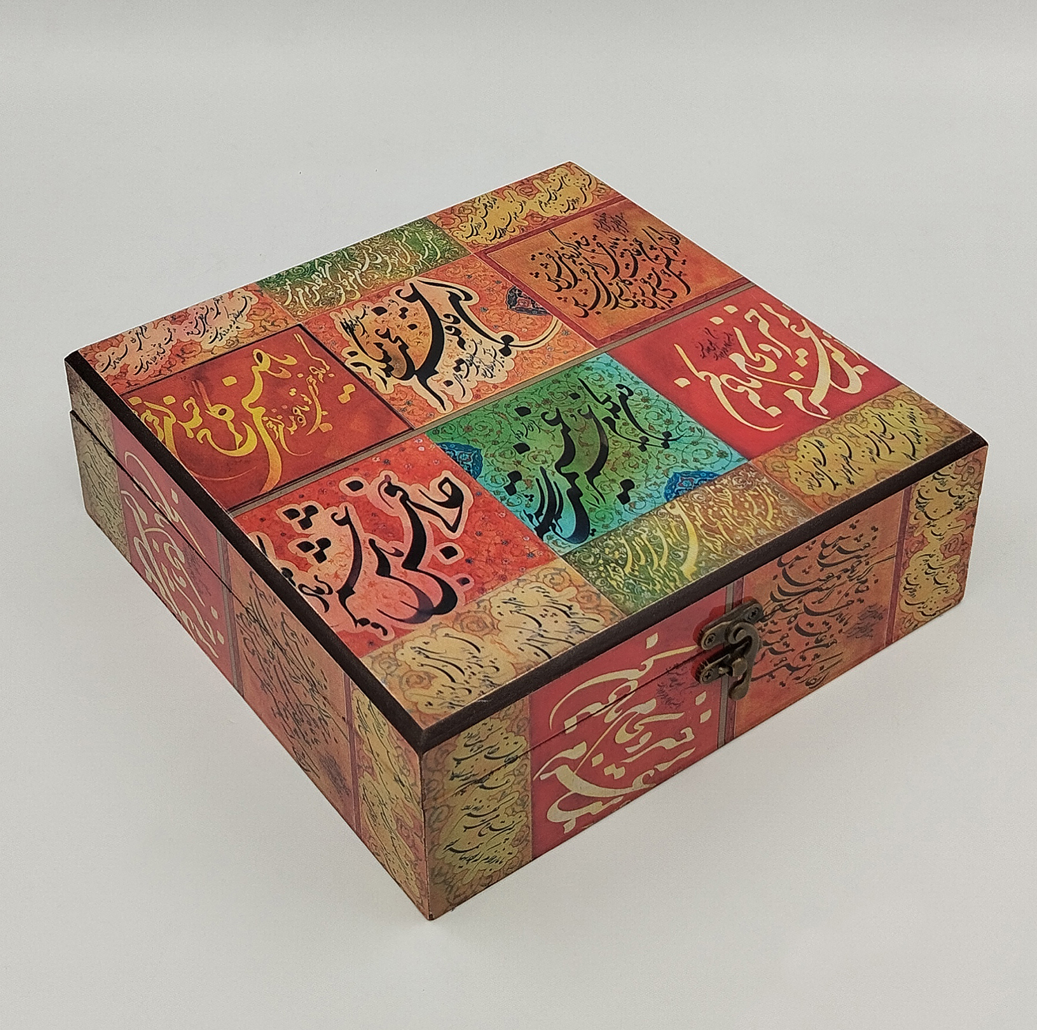 زعفران کادویی عاقله - 5 گرم به همراه هل - 40 گرم