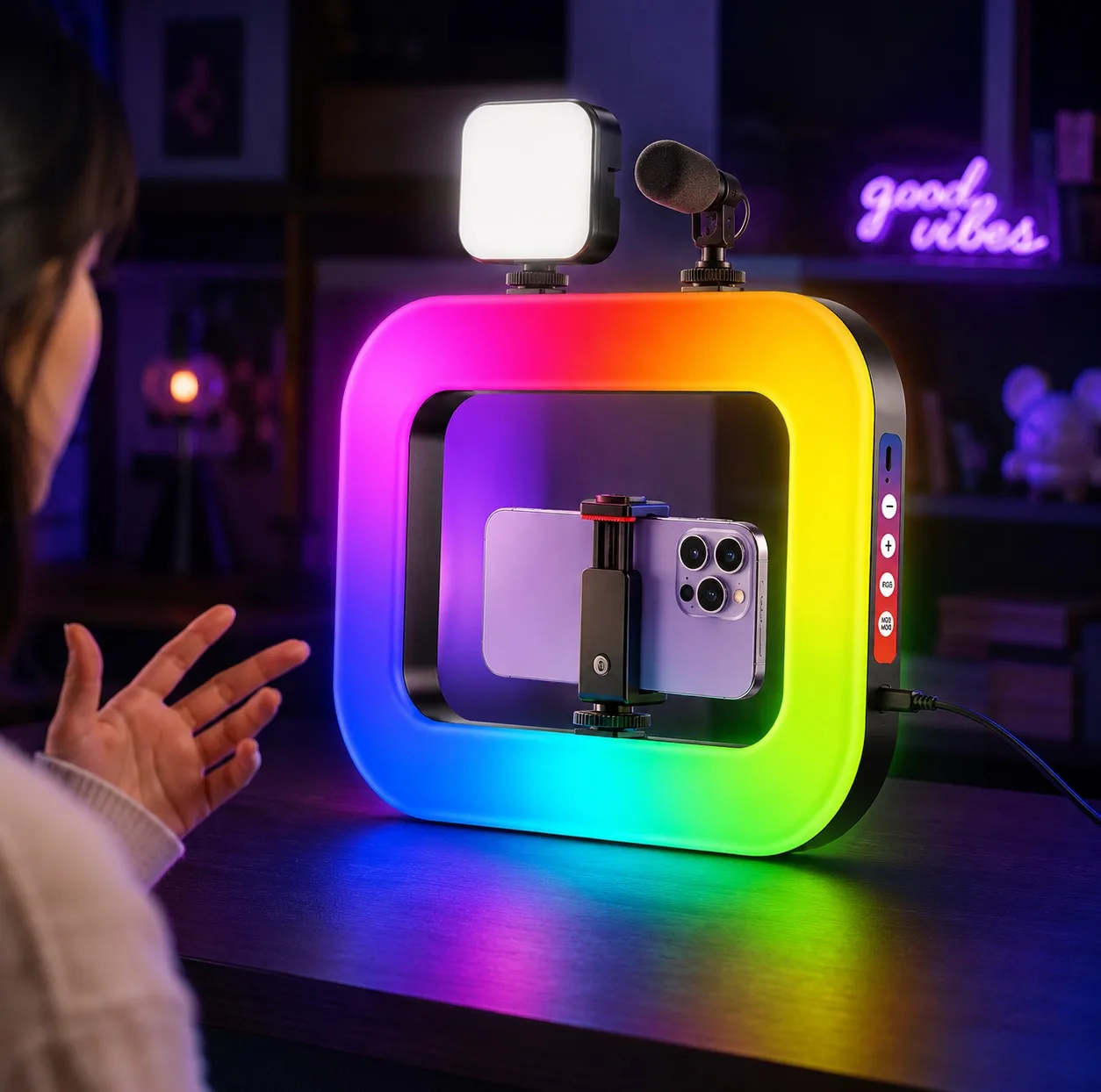 رینگ لایت مدل RGB-200